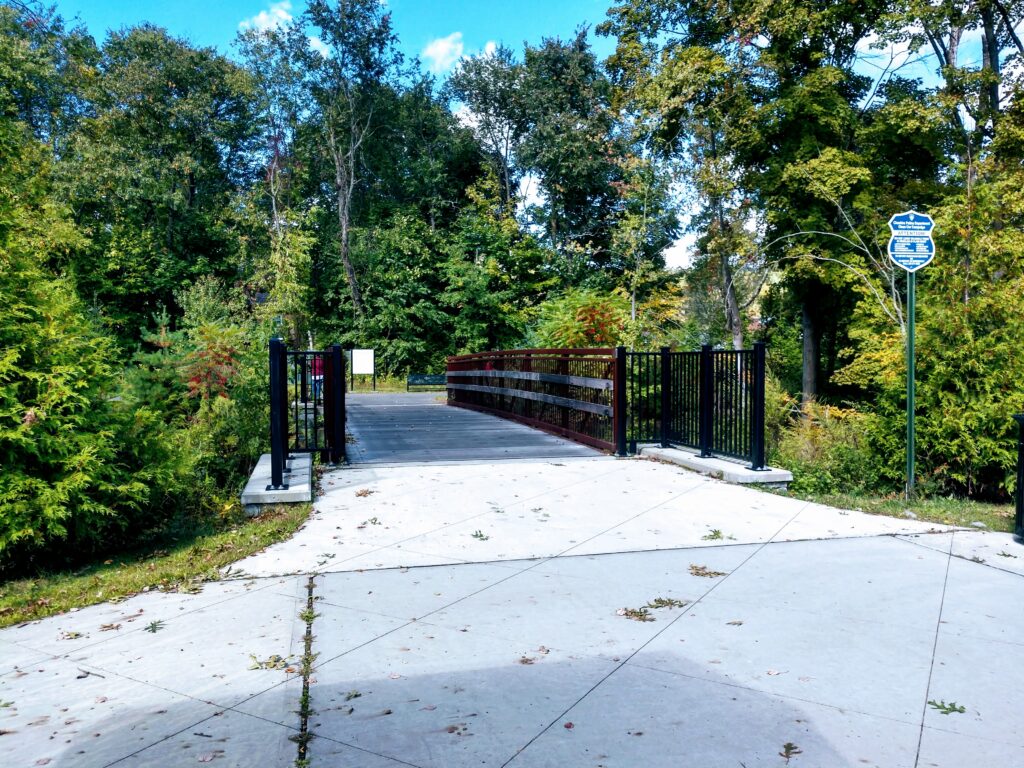 Entrance to Farmington Canal Trail from Parking Lot